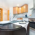 Ainb Eixample-muntaner 2* Barcelona
