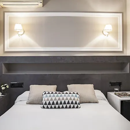 Ainb Eixample-muntaner Hotel Barcellona
