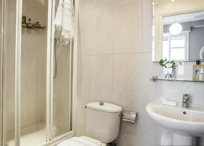 Ainb Eixample-muntaner Отель 2*