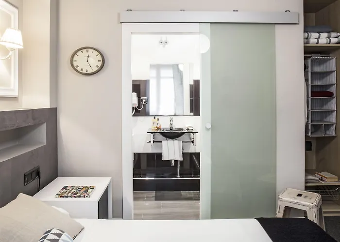 호텔 Ainb Eixample-muntaner 2*