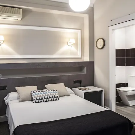 Ainb Eixample-muntaner Hotell 2*