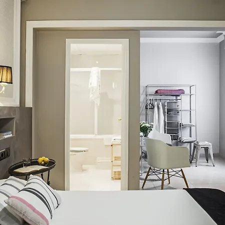 Ainb Eixample-muntaner Hotell Barcelona
