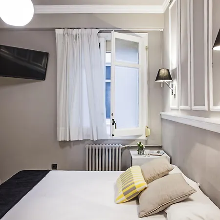 Hotell Ainb Eixample-muntaner Barcelona