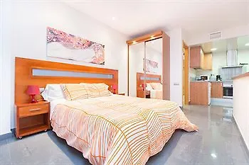 Ainb Eixample-muntaner فندق