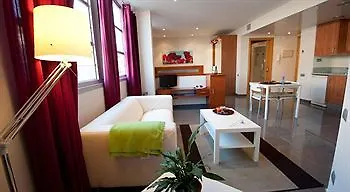 Ainb Eixample-muntaner فندق 2*
