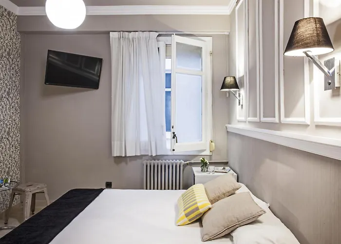 Ainb Eixample-muntaner 2* Barcellona