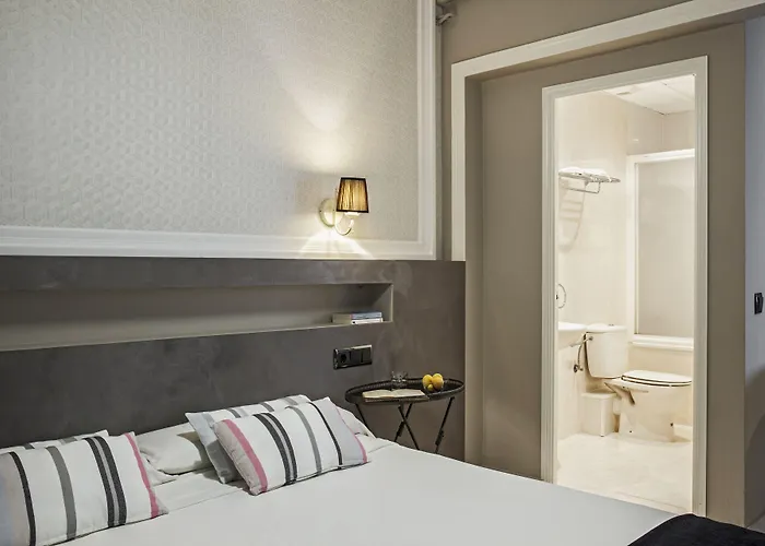 Hotel Ainb Eixample-muntaner Barcellona