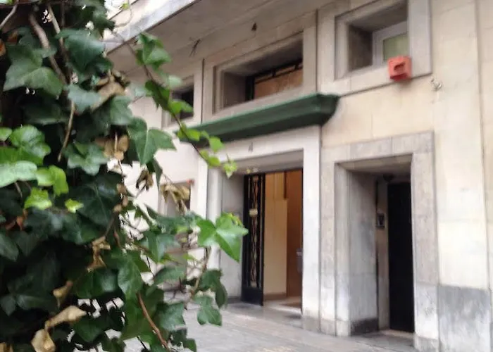 Ainb Eixample-muntaner Hotel 2*